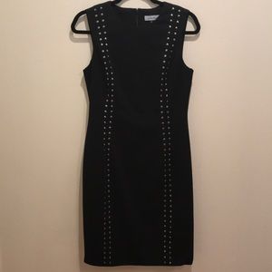 Sleeveless Calvin Klein dress - G068